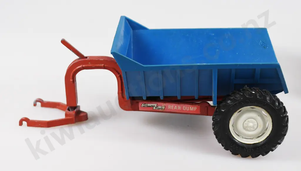 BRITAINS AGRICULTURAL MACHINERY Image 1++