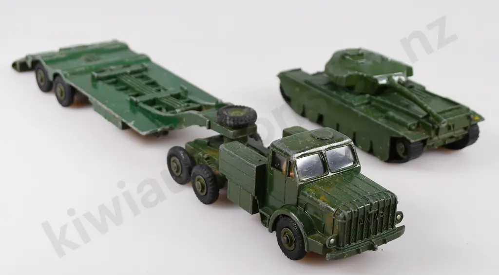 DINKY DIECAST TANK CARRIER Image 1++