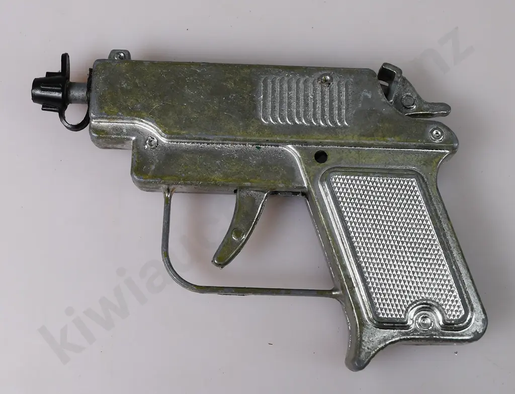 LIQUITATER & REPEATING CAP PISTOL TOY GUNS Image 1++