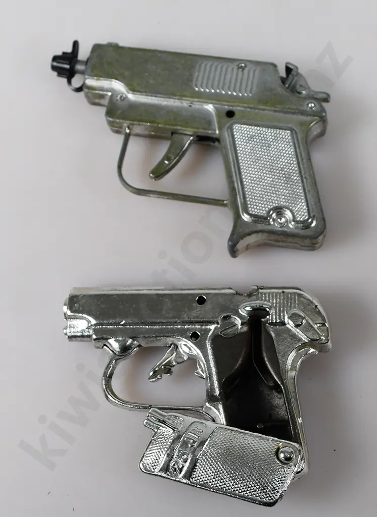 LIQUITATER & REPEATING CAP PISTOL TOY GUNS Image 1++