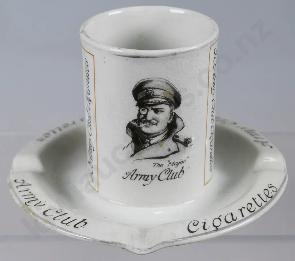 ARMY CLUB CIGARETTES ASHTRAY/CIGARETTE HOLDER Image 1++