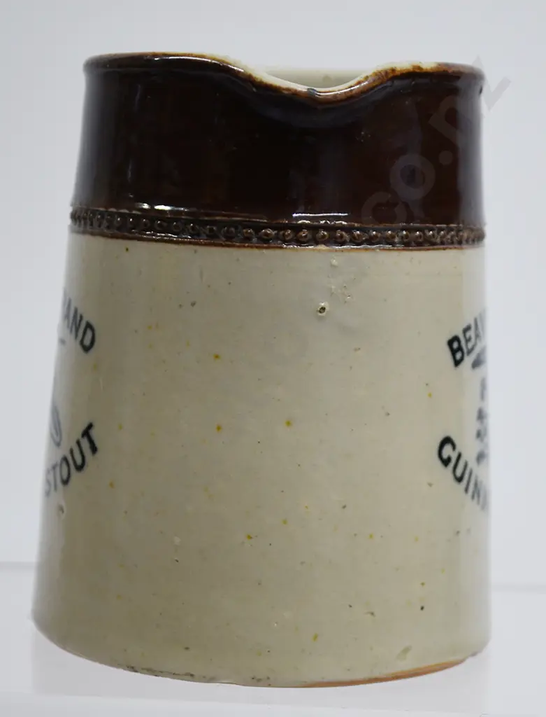 BEAVER BRAND GUINNESS STOUT WATER JUG Image 1++