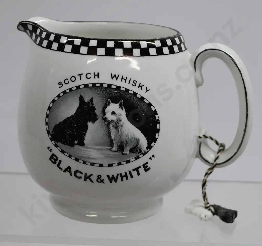 BUCHANAN’S BLACK & WHITE WHISKY ADVERTISING WATER JUG Image 1++