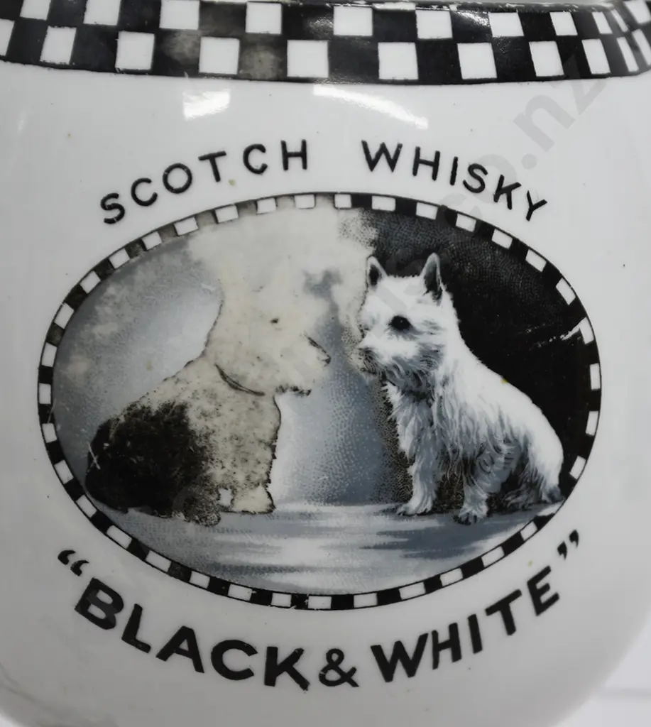 BUCHANAN’S BLACK & WHITE WHISKY ADVERTISING WATER JUG Image 1++