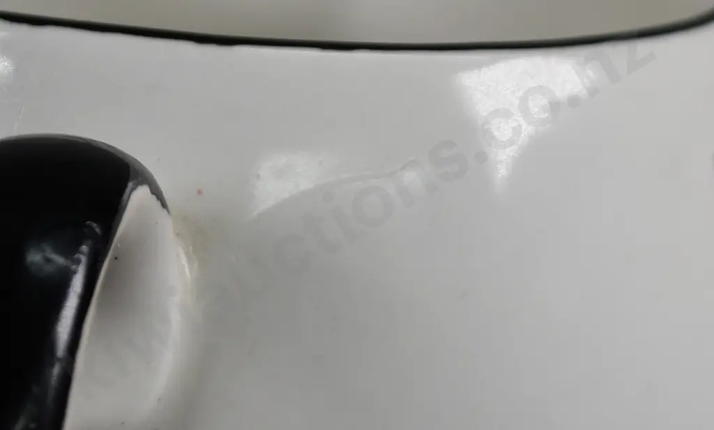 BUCHANAN’S BLACK & WHITE WHISKY NZ CENTENNIAL EXHIBITION WATER JUG Image 1++