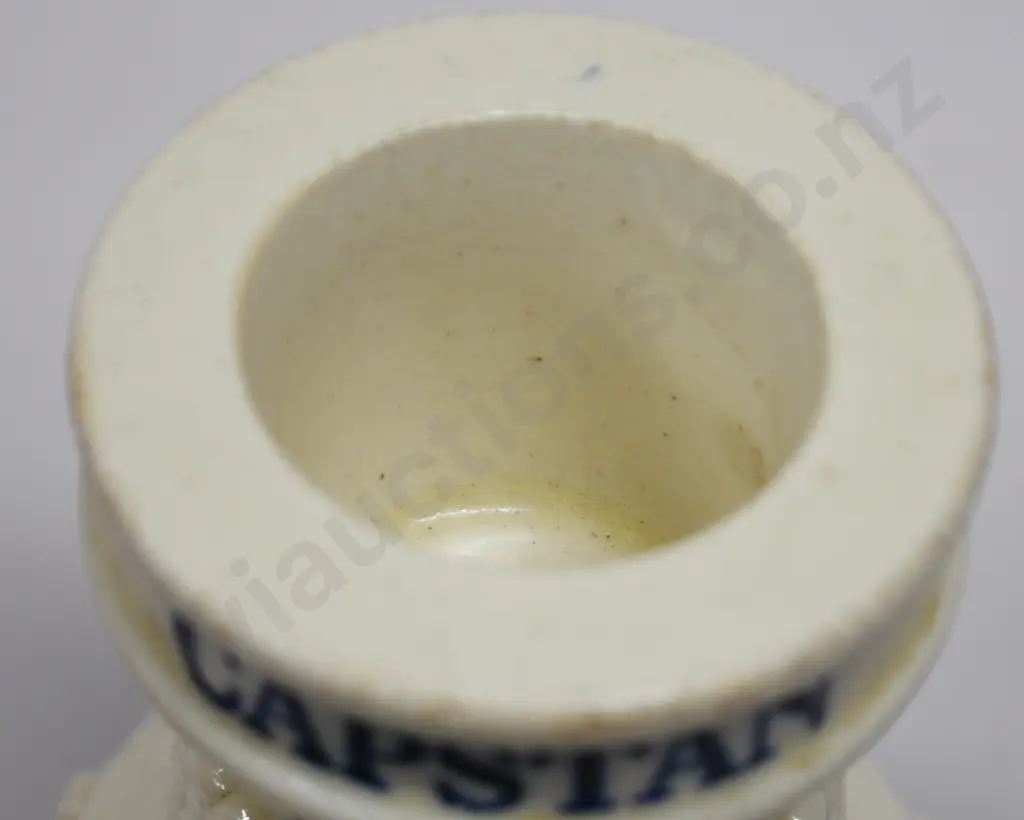 CAPSTAN NAVY CUT VESTA HOLDER Image 1++