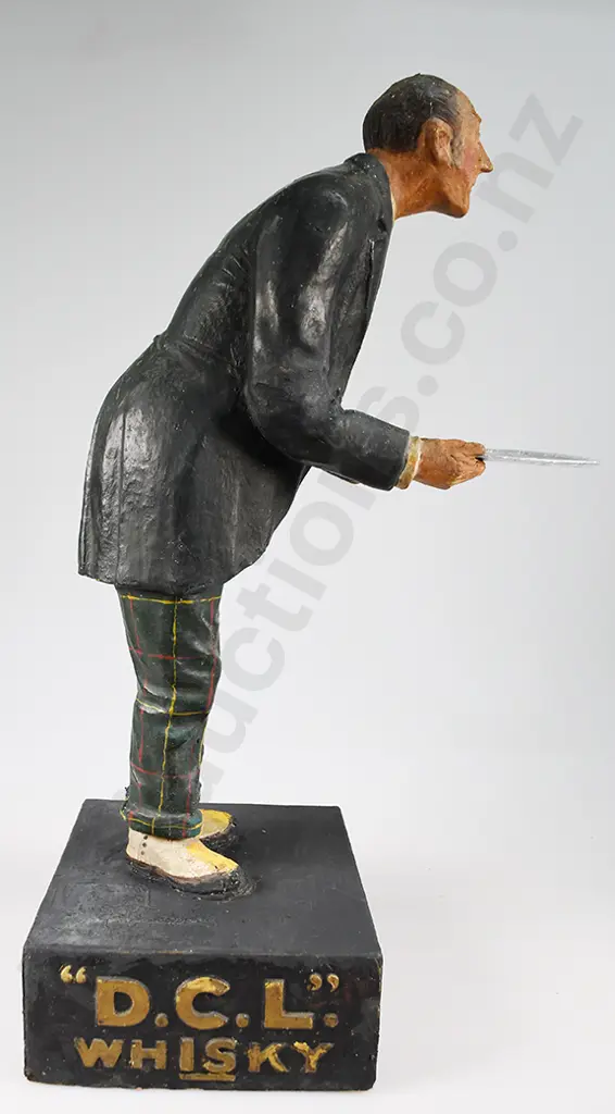 DCL WHISKY ADVERTISING FIGURE Image 1++