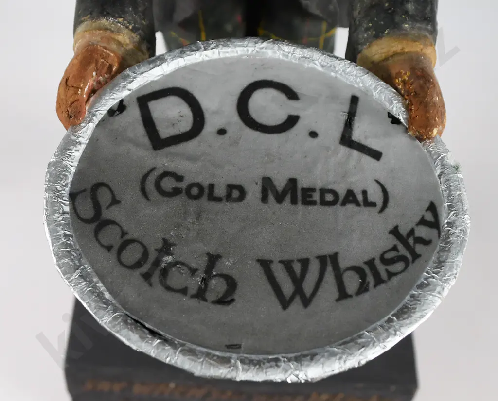 DCL WHISKY ADVERTISING FIGURE Image 1++