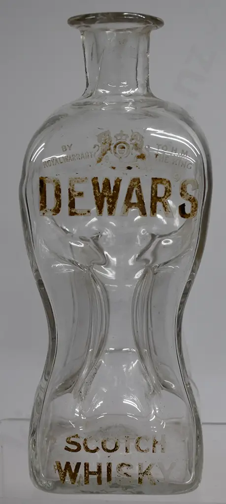 DEWAR’S PINCH WAISTED WHISKY DECANTER Image 1++