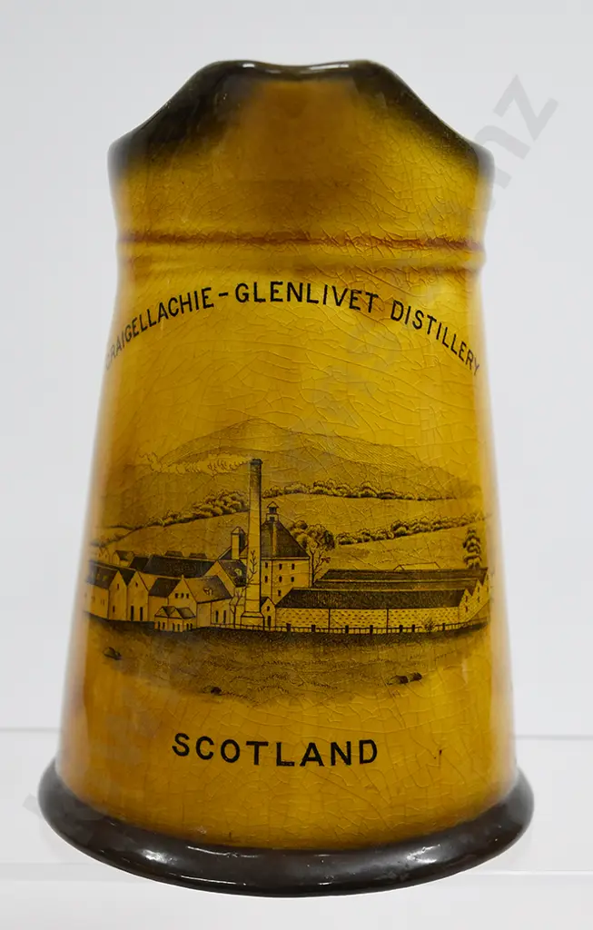 GAELIC OLD SMUGGLER ADVERTISING WHISKY WATER JUG Image 1++