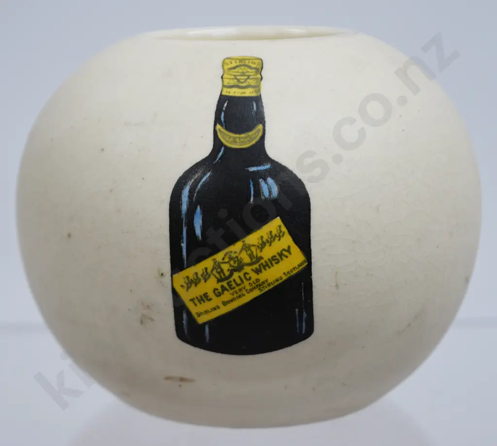 GAELIC OLD SMUGGLER WHISKY VESTA HOLDER Image 1++