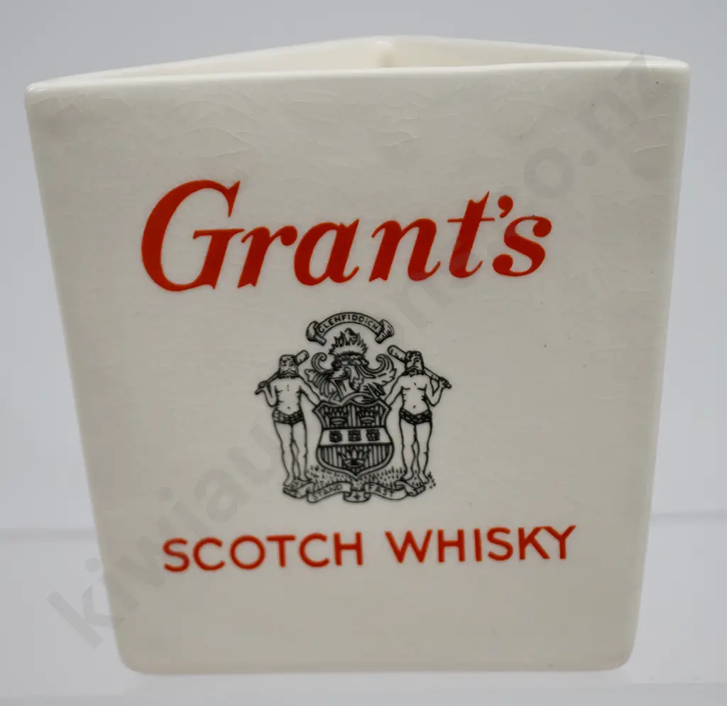 GRANT'S WHISKY WATER JUG Image 1++