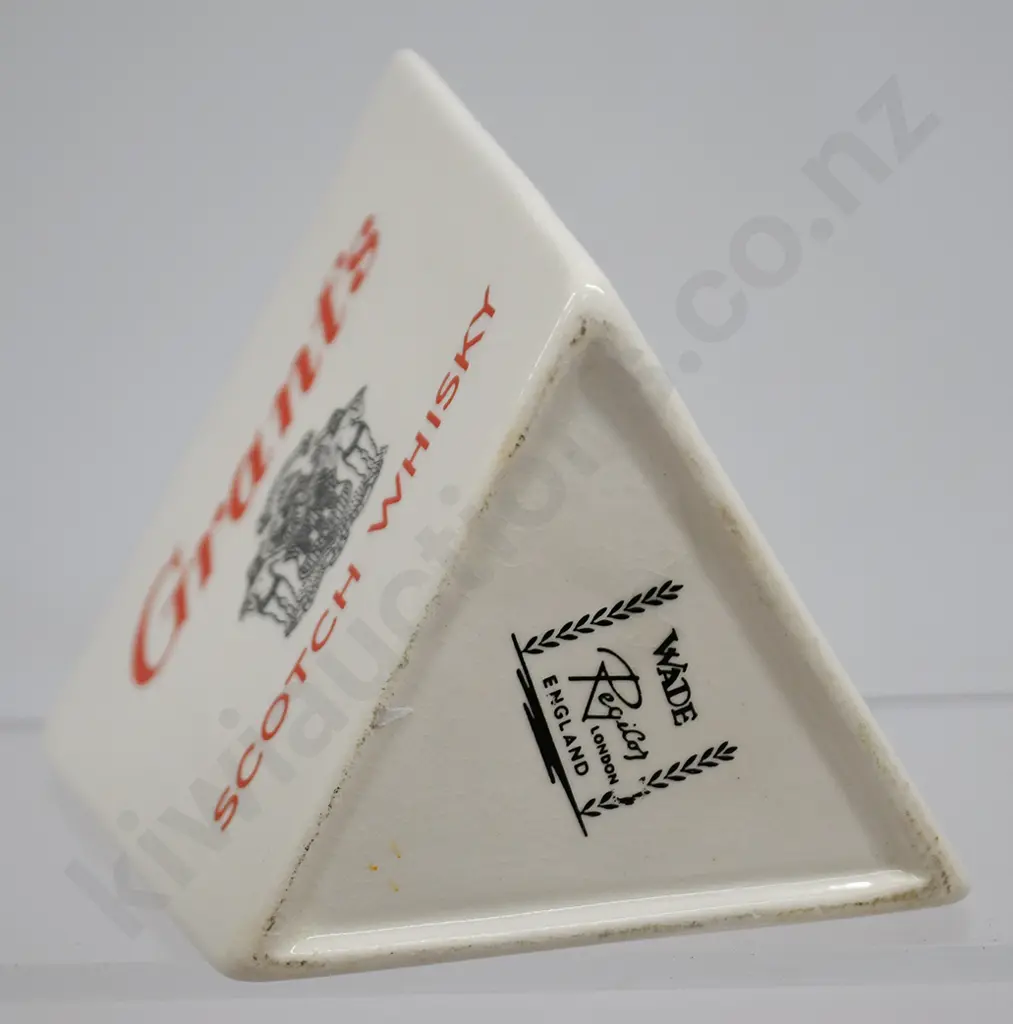 GRANT'S WHISKY WATER JUG Image 1++