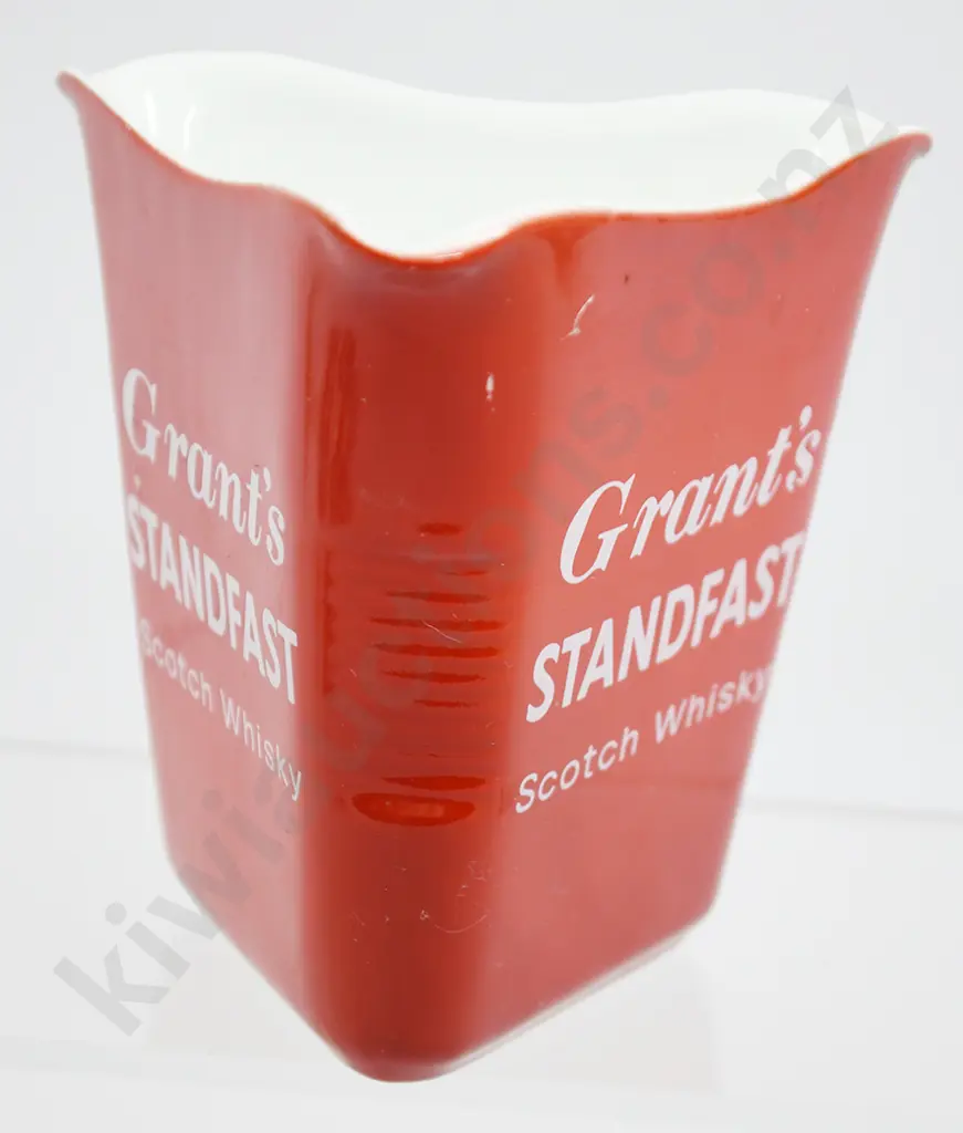 GRANT'S WHISKY WATER JUG Image 1++