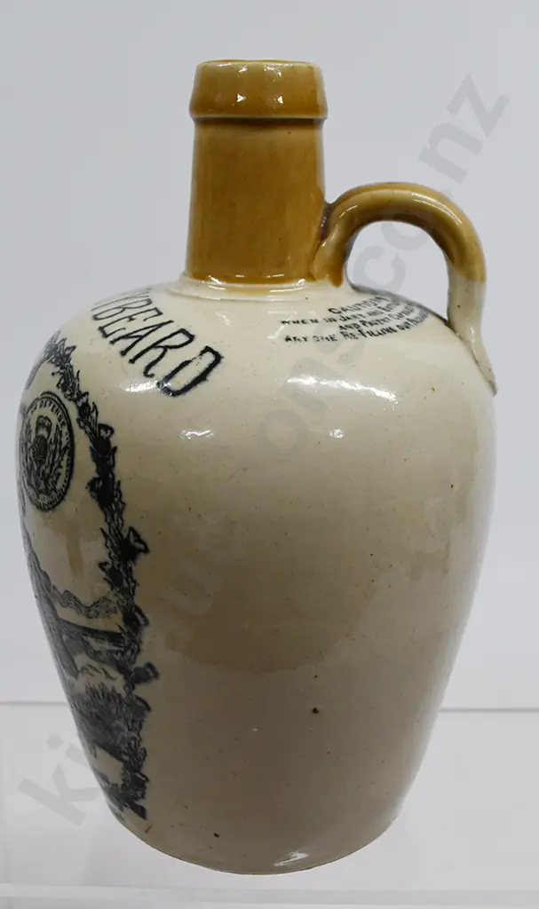 THE GREYBEARD STONEWARE WHISKY JUG Image 1++