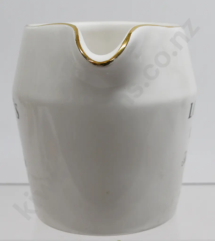 LOWRIE SCOTCH WHISKY ADVERTISING WATER JUG Image 1++