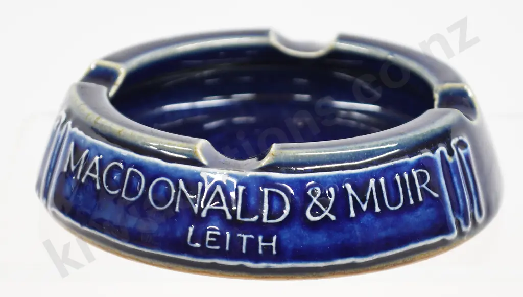 HIGHLAND QUEEN SCOTCH WHISKY ASHTRAY Image 1++