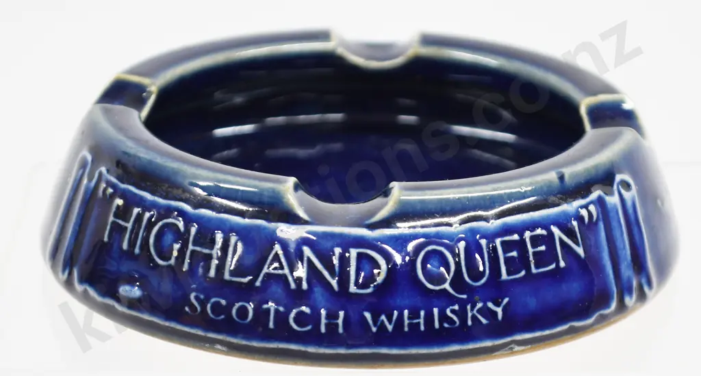 HIGHLAND QUEEN SCOTCH WHISKY ASHTRAY Image 1++