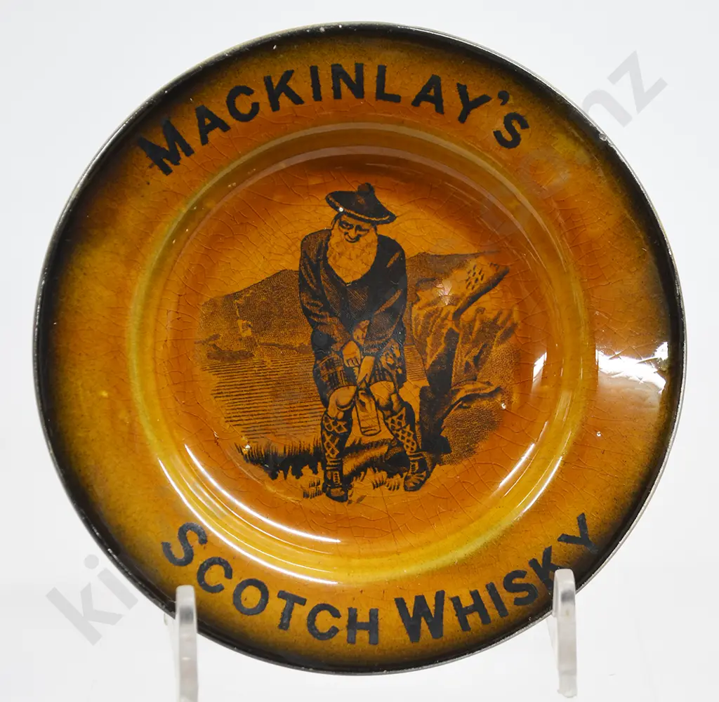 MACKINLAY'S SCOTCH WHISKY CHANGE DISH Image 1++