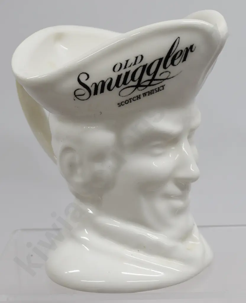 OLD SMUGGLER ADVERTISING WHISKY WATER JUG Image 1++