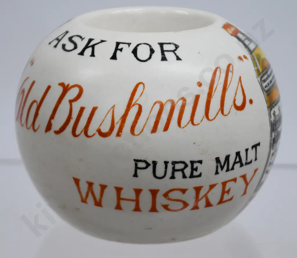 OLD BUSHMILLS MALT WHISKEY ADVERTISING VESTA HOLDER Image 1++