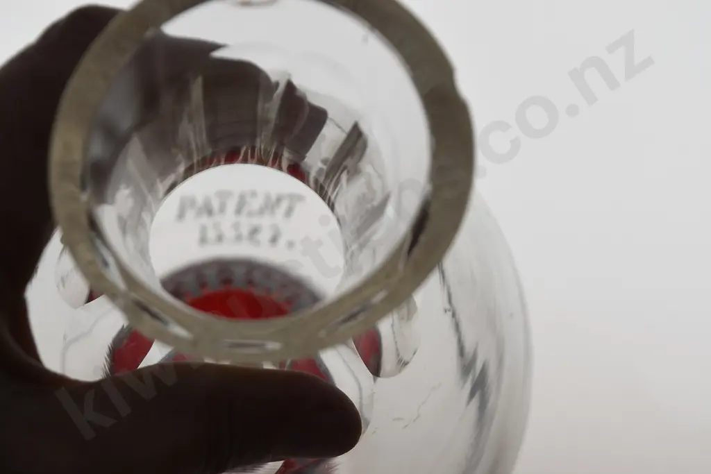 USHERS WHISKY ADVERTISING CARAFE Image 1++