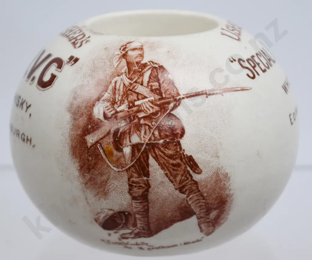 USHER’S OVG WHISKY ADVERTISING VESTA HOLDER Image 1++