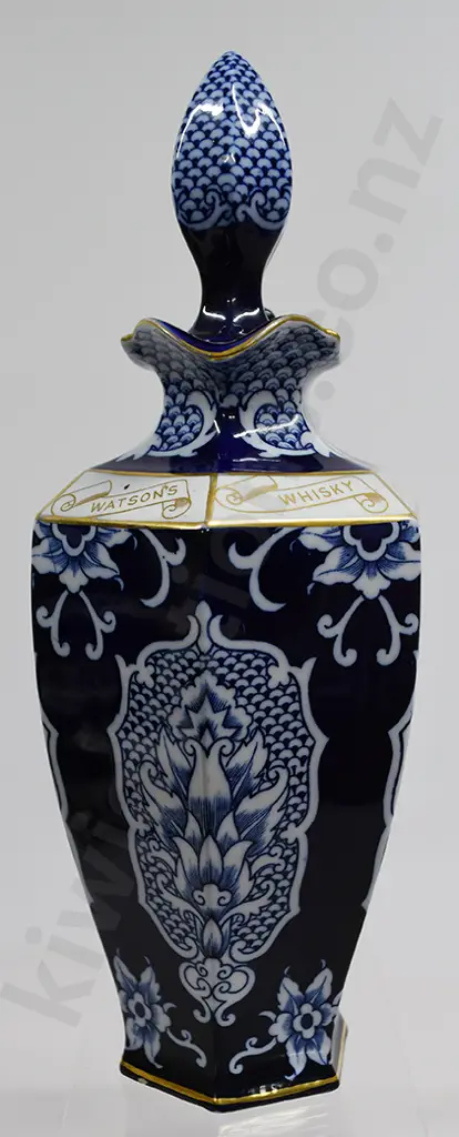 WATSONS WHISKY 1915 DECANTER Image 1++