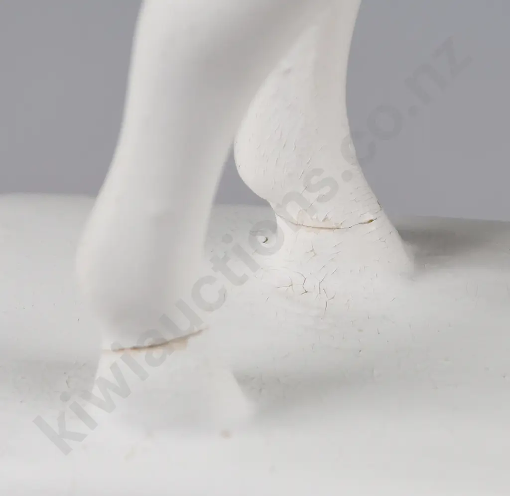WHITE HORSE WHISKY ADVERTISING FIGURES Image 1++