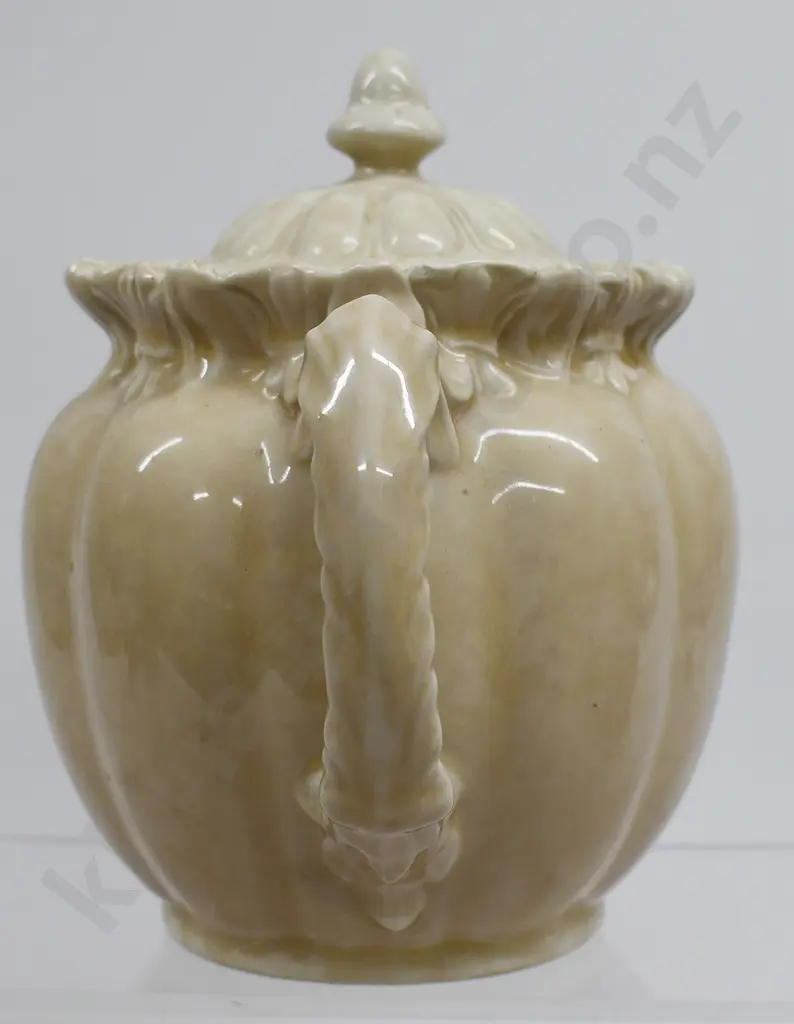 TEMUKA WARE OATMEAL TEAPOT SIGNED LOVATT Image 1++