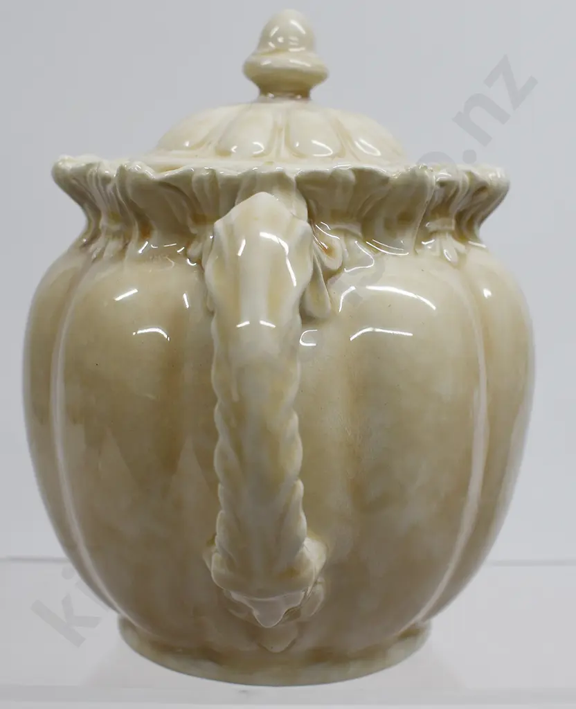 TEMUKA WARE OATMEAL TEAPOT SIGNED LOVATT Image 1++
