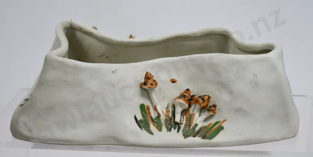 TEMUKA WARE TROUGH VASE TOADSTOOLS Image 1++