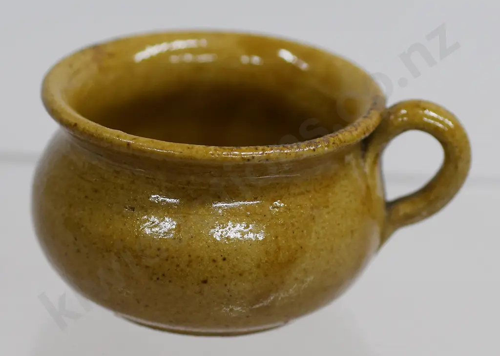 TIMARU POTTERIES & MINIATURE STOUR WARE TIMARU POTTY'S Image 1++