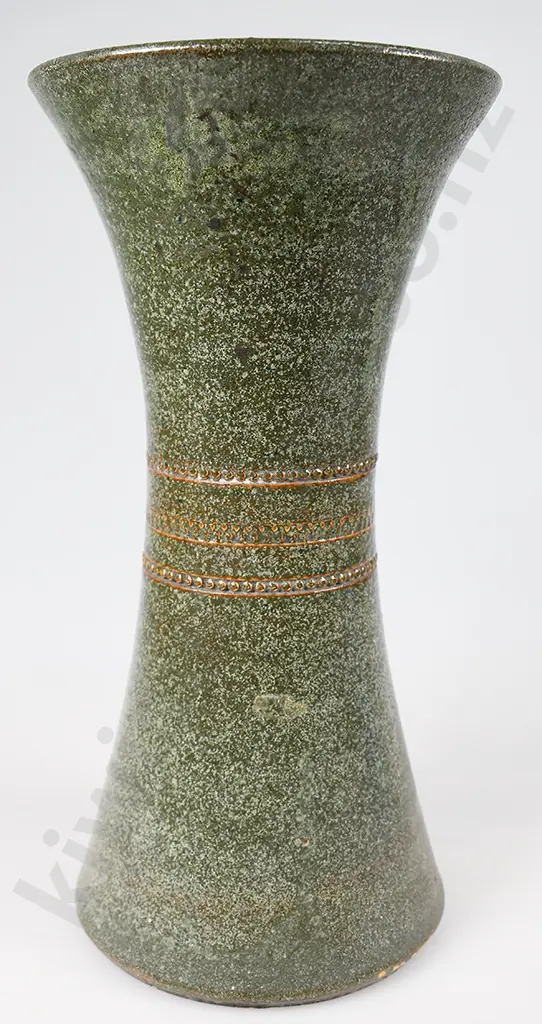 CHRISTCHURCH BRICK VERY LARGE SPILL VASE Image 1++