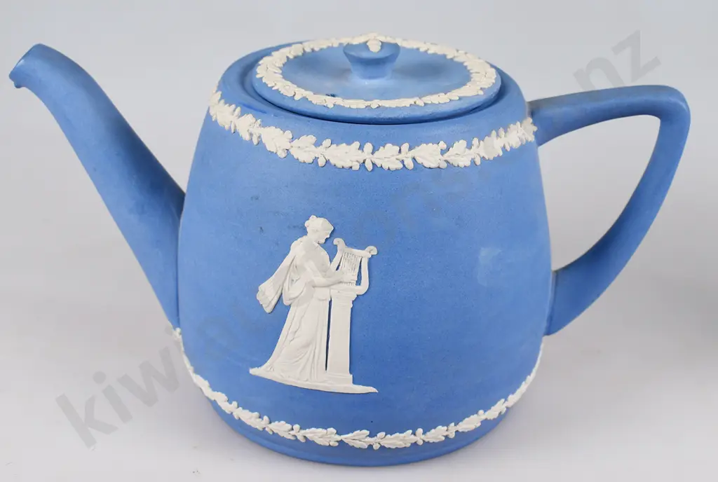 LOVATT TEMUKA JASPERWARE TEAPOT Image 1++