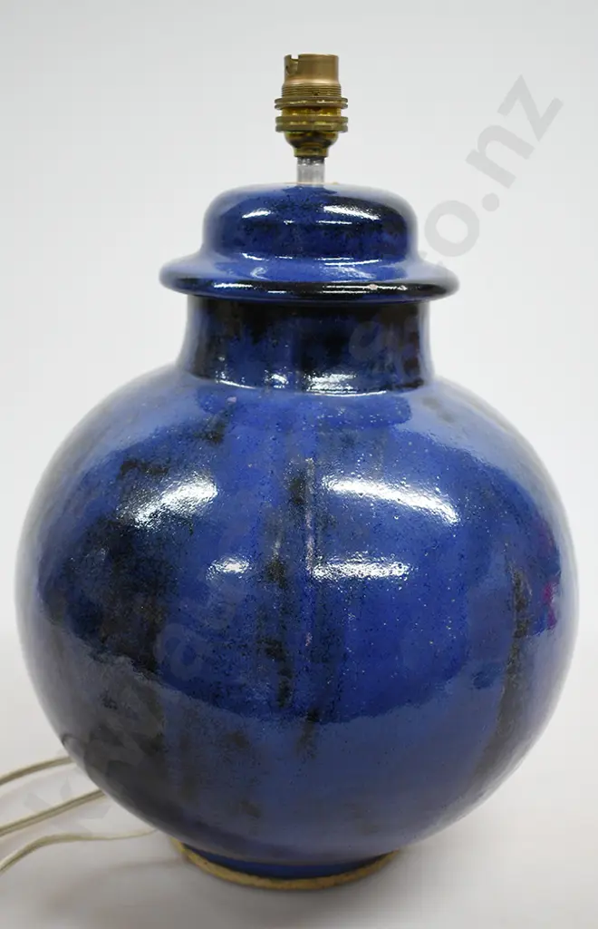 PAUL FISHER TABLE LAMP Image 1++