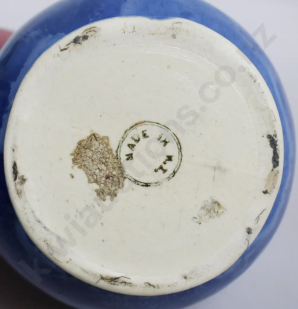 CROWN LYNN AMBRICO VASES NUMBER 21 Image 1++