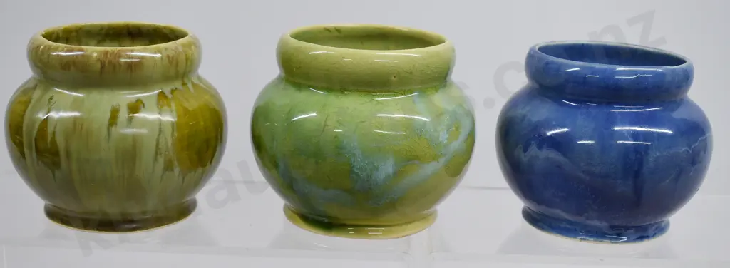 CROWN LYNN AMBRICO VASES NUMBER 21 Image 1++
