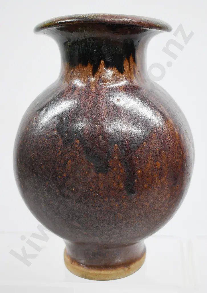 GRAEME STORM STUDIO POTTERY VASE Image 1++