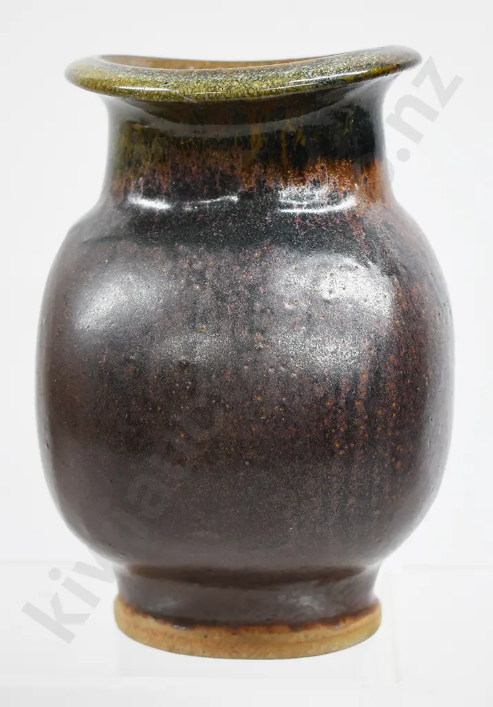 GRAEME STORM STUDIO POTTERY VASE Image 1++