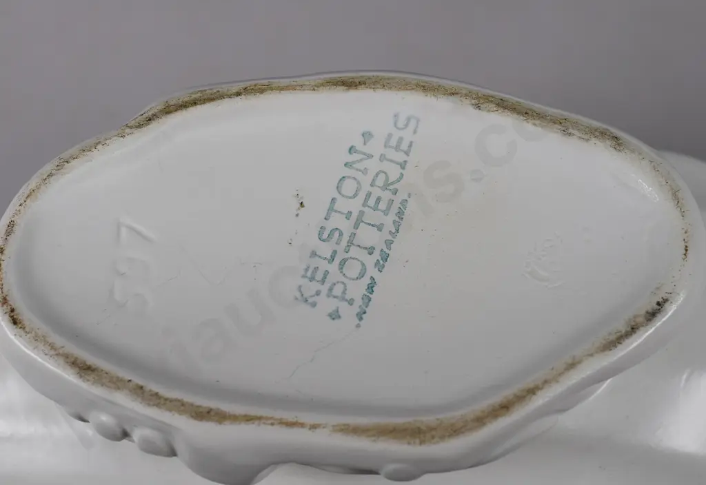CROWN LYNN WHITE POTTERY MANTLE VASES Image 1++