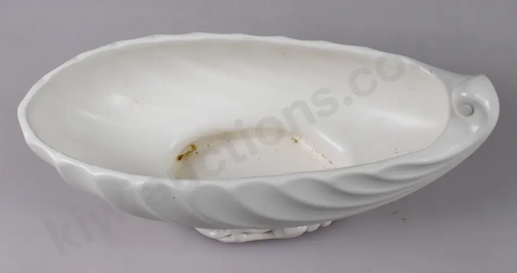 CROWN LYNN WHITE POTTERY MANTLE VASES Image 1++