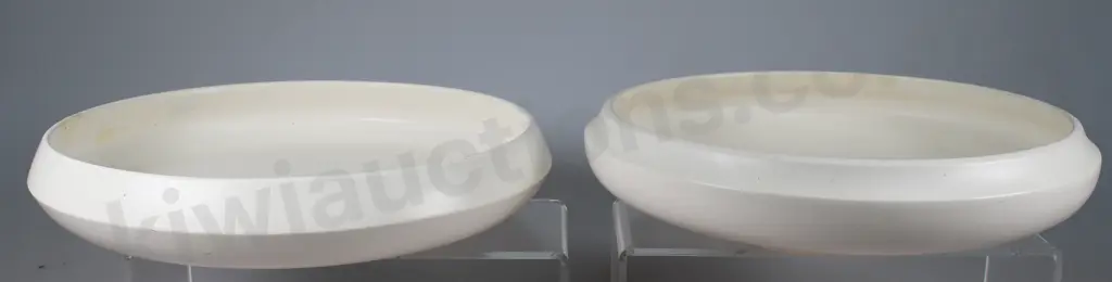 CROWN LYNN HAND POTTED FLOAT BOWLS Image 1++
