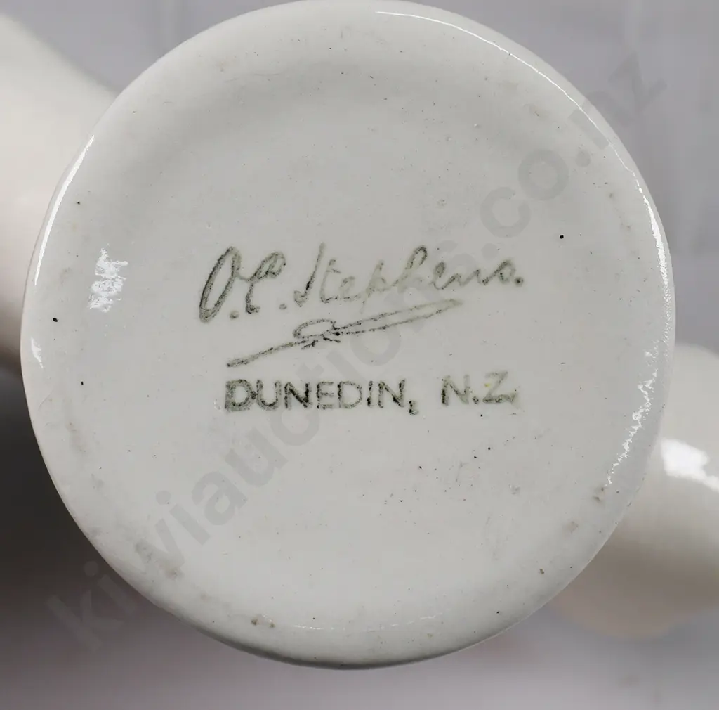 OC STEPHENS DUNEDIN VASES Image 1++