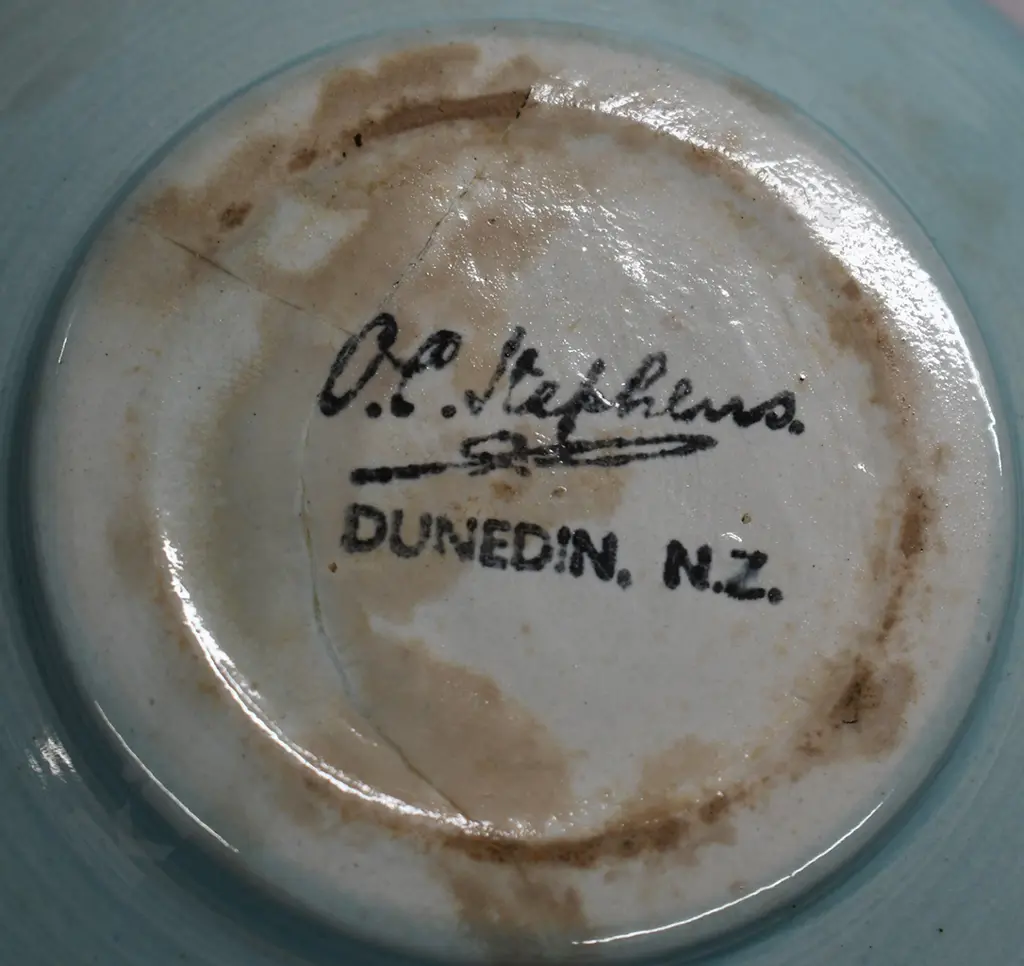 OC STEPHENS DUNEDIN VASES Image 1++