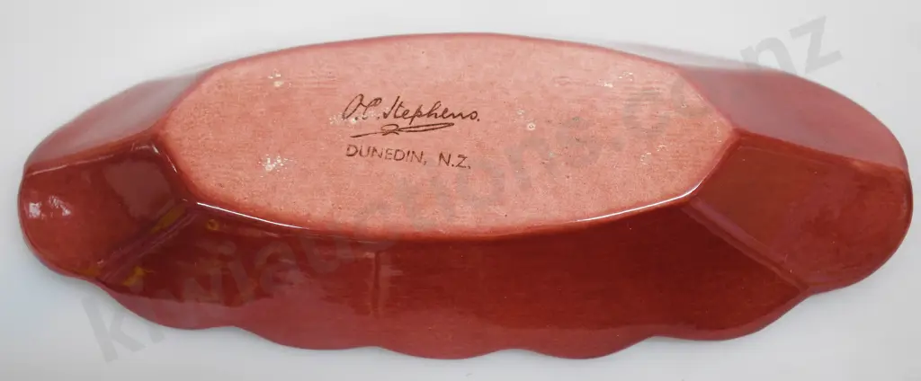 O C STEPHENS DUNEDIN RUFFLED EDGE SUNDAE DISH Image 1++