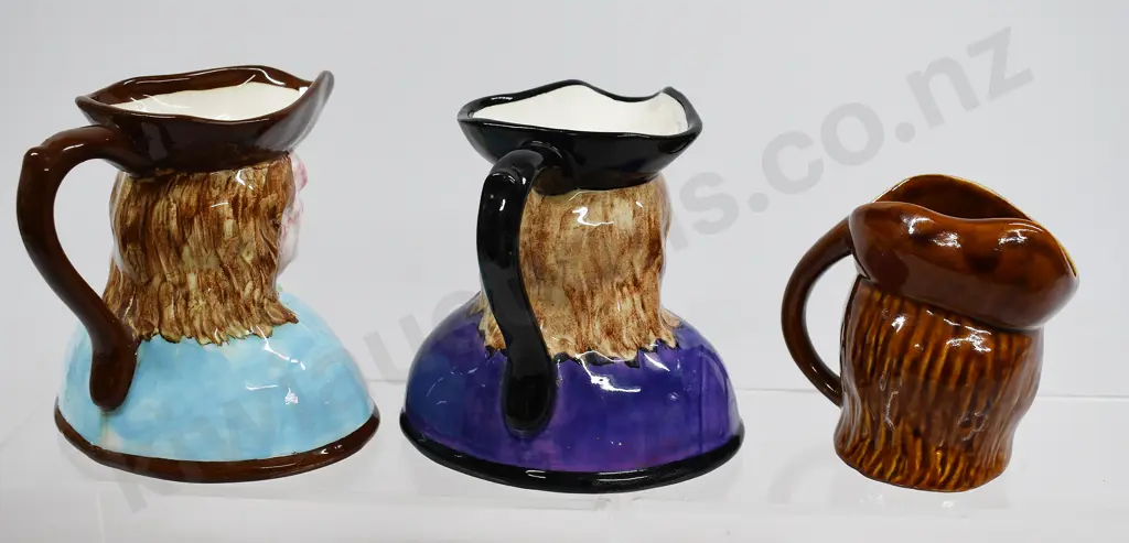 CROWN LYNN GILBY GIN AND TOBY JUGS Image 1++