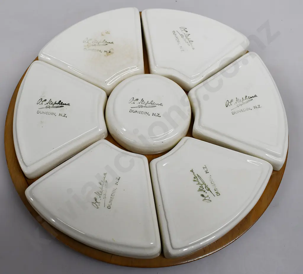 O C STEPHENS DUNEDIN HORS D'OEUVRES SET Image 1++