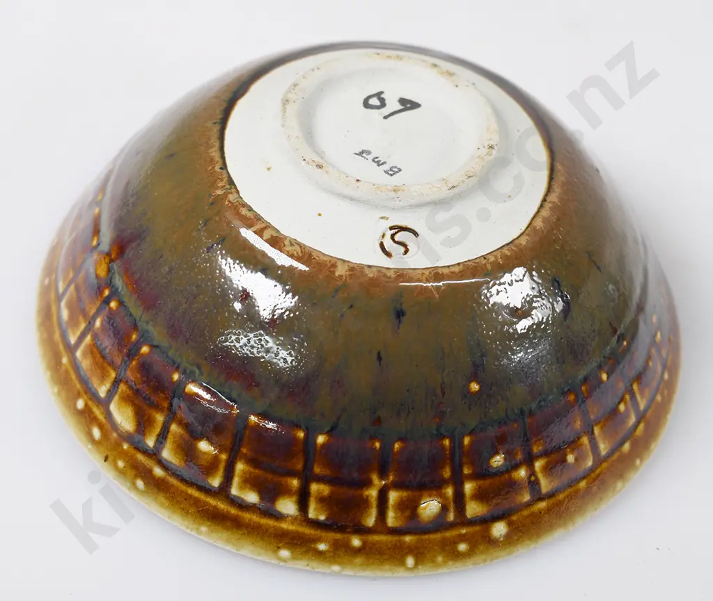 O C STEPHENS DUNEDIN BOWLS & DISHES Image 1++