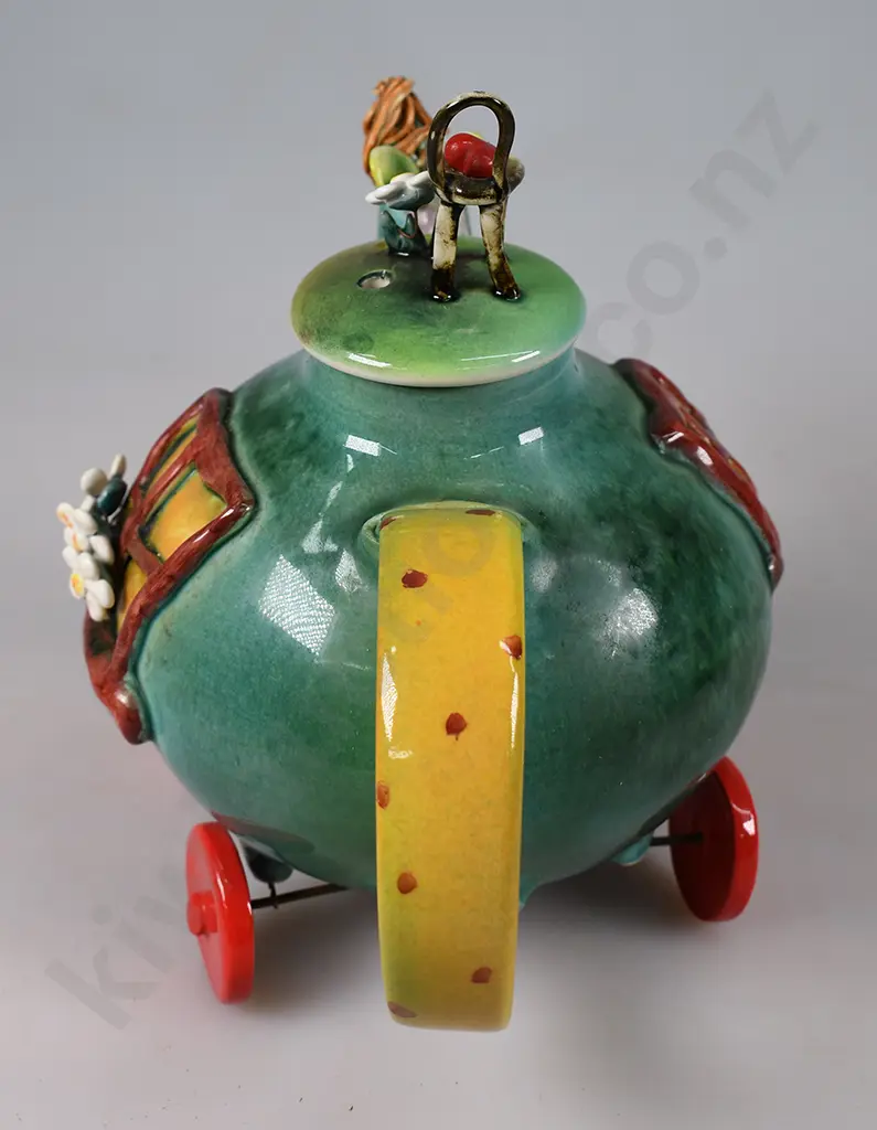 MARION MEWBURN TEAPOT Image 1++